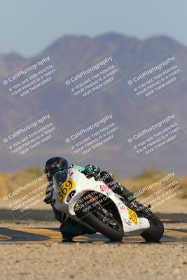 media/Mar-22-2025-CVMA (Sat) [[462c0ffedb]]/Race 13-Amateur Supersport Middleweight/